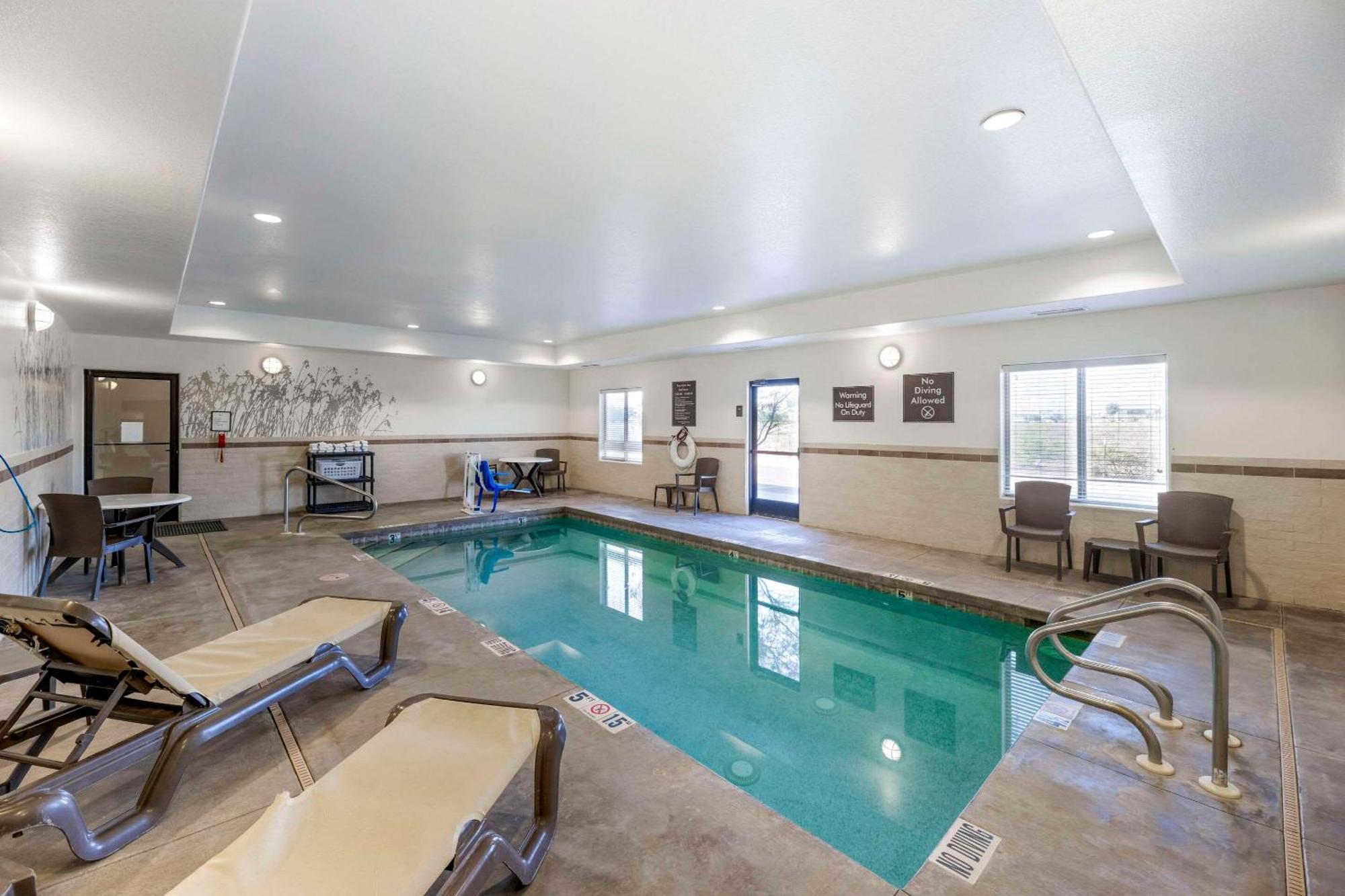 Sleep Inn & Suites Carlsbad Caverns Area Екстер'єр фото